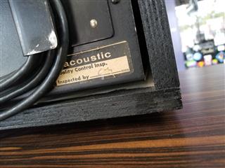 Acoustic MODEL 230 Solid State Guitar Head (OH LOCAL PICKUP)